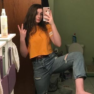 Meet your Posher, Chloe